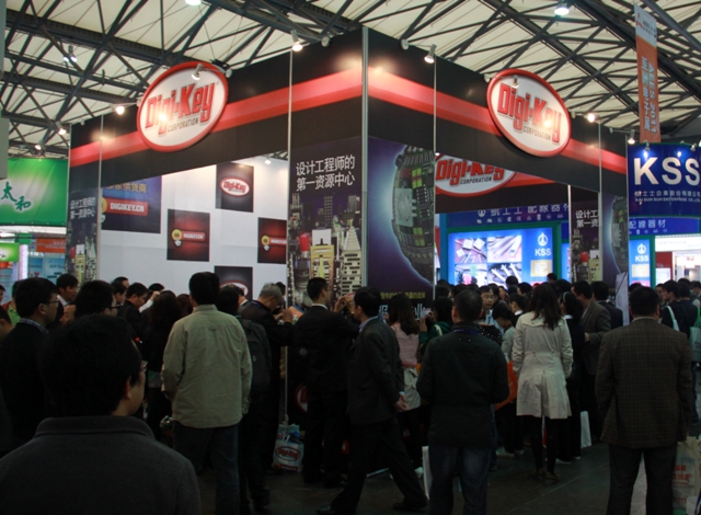 圖1 展會期間Digi-Key展臺人流如織