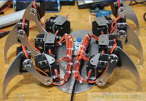 DIY:自制無線控制機(jī)器人