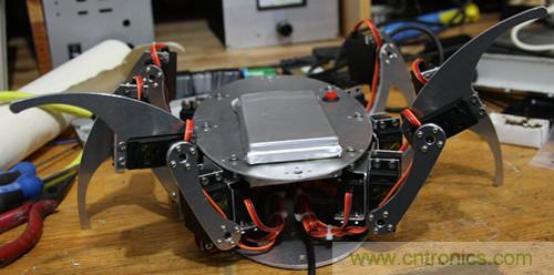 DIY:自制無線控制機(jī)器人