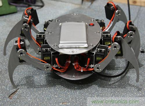 DIY:自制無線控制機(jī)器人