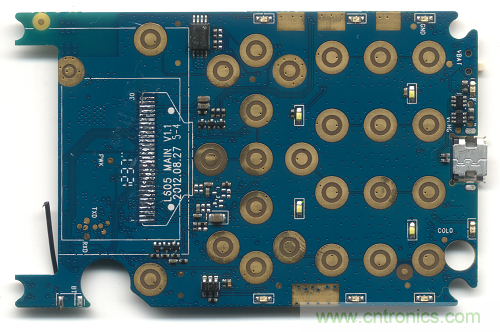 拆解探秘：售價(jià)75元的手機(jī)為什么還能盈利？