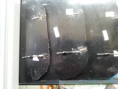 手工打造太陽能充電照明系統(tǒng):點(diǎn)亮LED給手機(jī)充電