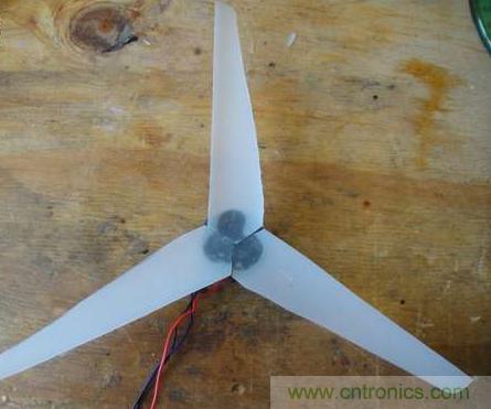 想減少電費(fèi)嗎？DIY一個(gè)迷你風(fēng)力發(fā)電機(jī)吧