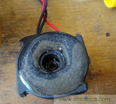 想減少電費(fèi)嗎？DIY一個(gè)迷你風(fēng)力發(fā)電機(jī)吧