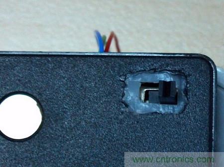 DIY:自制自帶電池供電的無(wú)線路由器