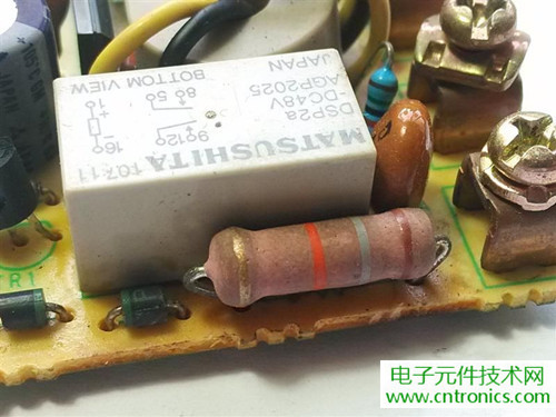 漏電保護器拆解：結(jié)構(gòu)有差異，做工不錯