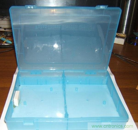 DIY:手工打造智能無(wú)線供電臺(tái)燈