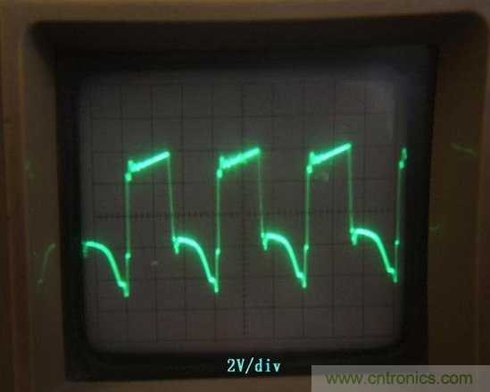 DIY:手工打造智能無(wú)線供電臺(tái)燈