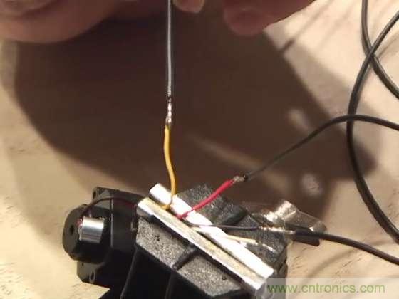 DIY：40刀，教你自制能&ldquo;偷拍&rdquo;的太陽(yáng)鏡