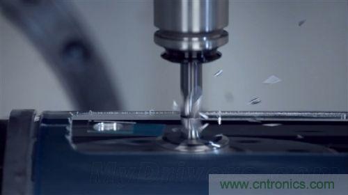 顛覆傳統(tǒng)設計，蘋果全新Mac Pro生產(chǎn)線探秘