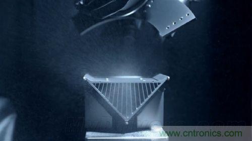 顛覆傳統(tǒng)設計，蘋果全新Mac Pro生產(chǎn)線探秘