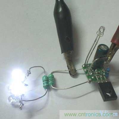 DIY:簡單但神奇的無線供電套件