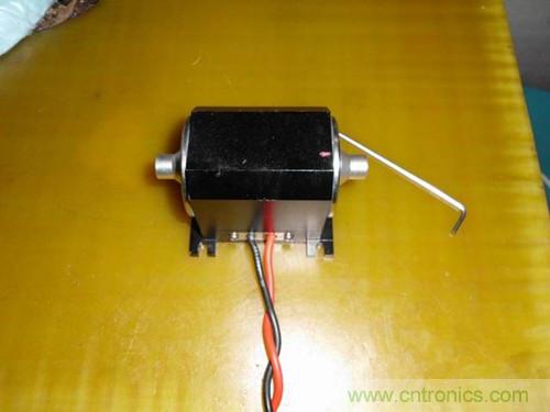 這貨一萬(wàn)三？50W半導(dǎo)體激光模塊拆解