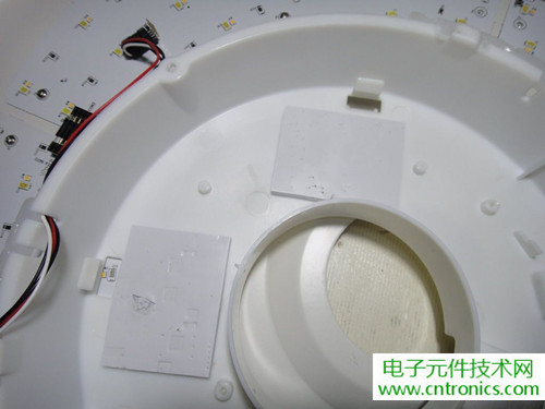 高端大氣上檔次！智能遙控調(diào)光LED吸頂燈拆解