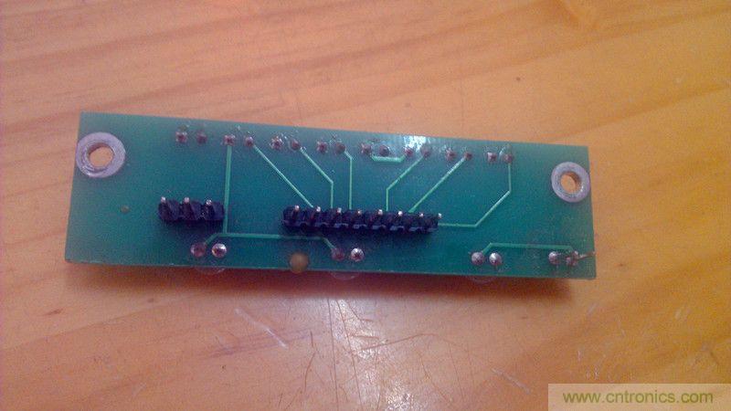 牛人力作！PCB版藍(lán)牙智能小車DIY