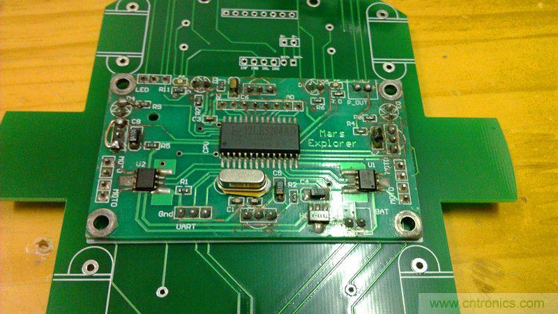牛人力作！PCB版藍(lán)牙智能小車DIY