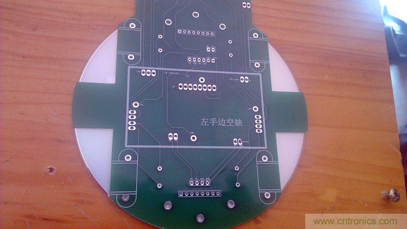 牛人力作！PCB版藍(lán)牙智能小車DIY