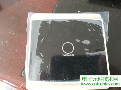 一款觸控開關(guān)拆解，做工不錯(cuò)