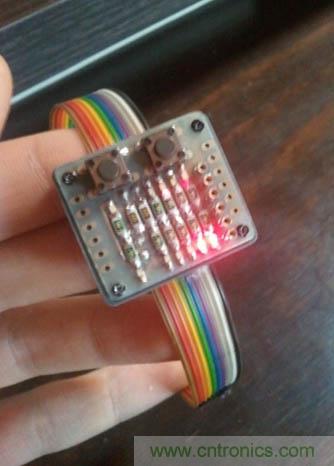 低調(diào)有內(nèi)涵！別人看不懂的LED電子表DIY