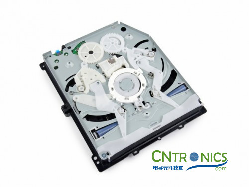 游戲機(jī)內(nèi)部的秘密:逆天級(jí)拆解索尼 PALY STATION 4!