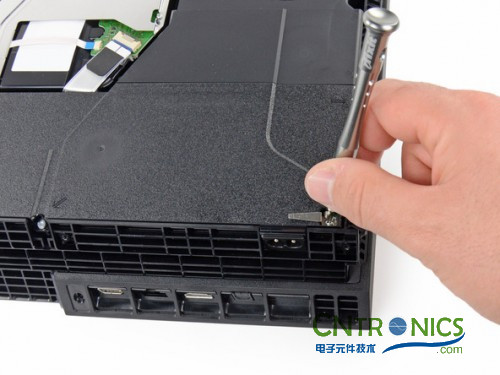 游戲機(jī)內(nèi)部的秘密:逆天級(jí)拆解索尼 PALY STATION 4!