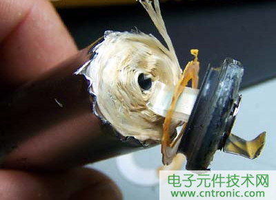 筆記本電池拆解，探秘電池內(nèi)部結(jié)構(gòu)