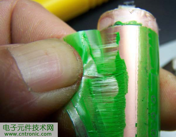 筆記本電池拆解，探秘電池內(nèi)部結(jié)構(gòu)