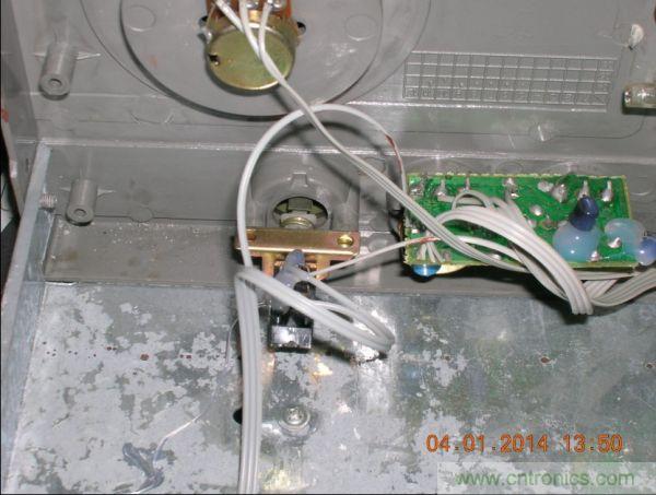 巧奪天工！大神利用山寨功放為高性價(jià)比逆變器"穿新衣"