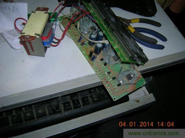 巧奪天工！大神利用山寨功放為高性價(jià)比逆變器&ldquo;穿新衣&rdquo;