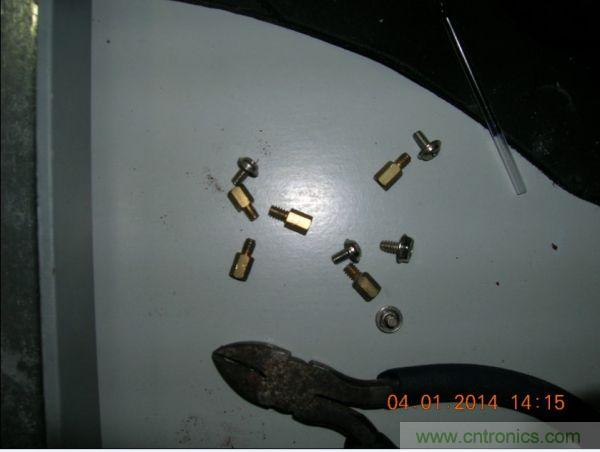 巧奪天工！大神利用山寨功放為高性價(jià)比逆變器&ldquo;穿新衣&rdquo;