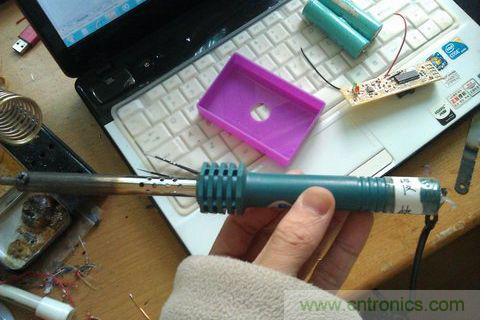 精巧DIY:綠色天然環(huán)保的太陽能移動電源