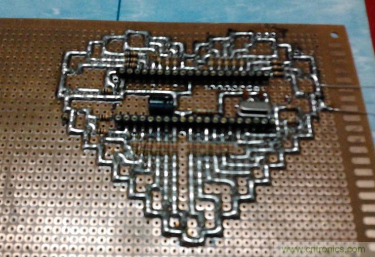 三八節(jié)將至！DIY心形LED流水燈！你們懂的~