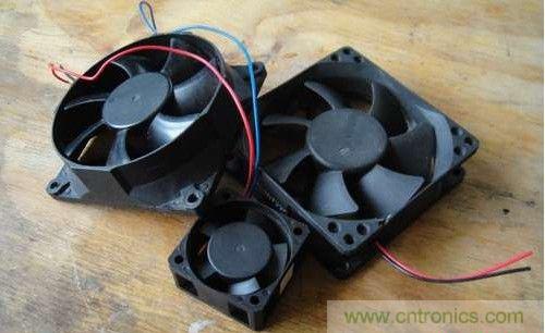 創(chuàng)意DIY！迷你風(fēng)力發(fā)電機(jī)！