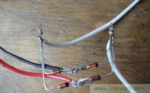 創(chuàng)意DIY！迷你風(fēng)力發(fā)電機(jī)！