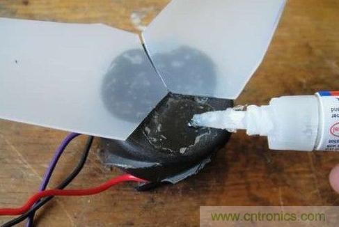 創(chuàng)意DIY！迷你風(fēng)力發(fā)電機(jī)！