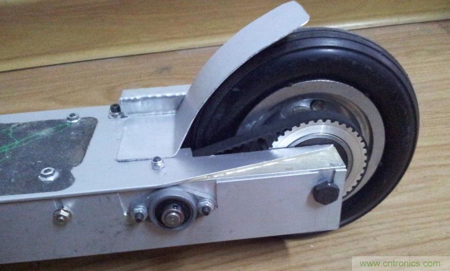 能工巧匠！DIY屬于你的電動滑板車！