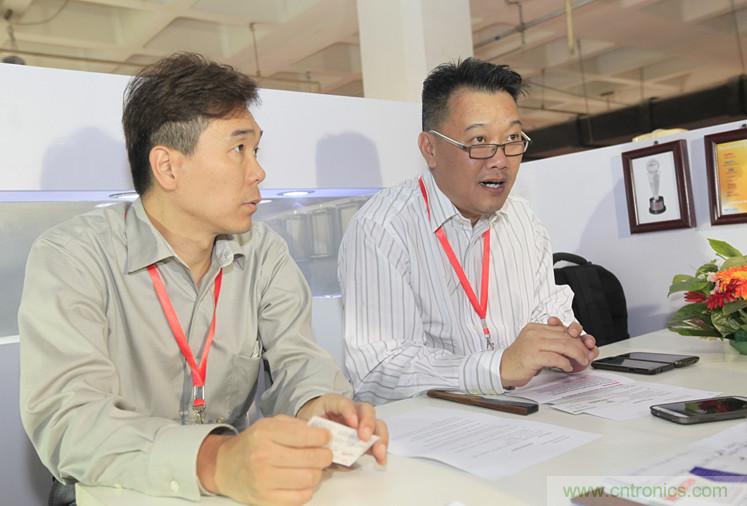 左二，Keystone亞太設(shè)計與制造總監(jiān)Steven Chua