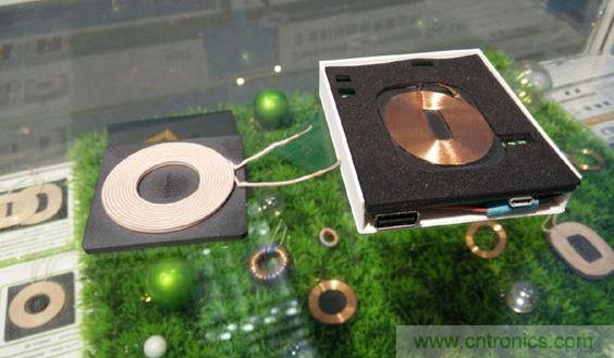 無(wú)線充電發(fā)端產(chǎn)品的演進(jìn)，厚度大大減小。發(fā)端產(chǎn)品已經(jīng)可以做到1.5mm厚度（整體厚度）前一代的產(chǎn)品大概在3.5mm。