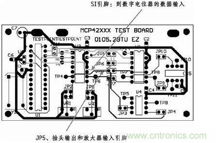 這是對(duì)圖2所示電路的第一次布線嘗試。此配置在模擬線路上產(chǎn)生不規(guī)律的噪聲，這是因?yàn)樵谔囟〝?shù)字走線上的數(shù)據(jù)輸入碼隨著數(shù)字電位器的編程需求而改變。