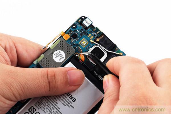 拆解狂魔荼毒新機三星金屬Galaxy A5，看槽點在何方？