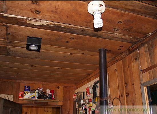 圖4：雜物間。