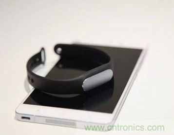 小米手環(huán)光感版體驗：便宜實惠，功能尚可