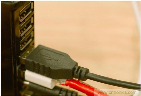 C.H.I.P. 和 Pi Zero超微型電腦&mdash;&mdash;誰才是創(chuàng)客們心里的 No.1？