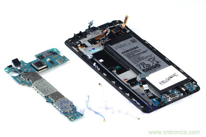 Galaxy Note5拆解，與S系列差距日漸模糊