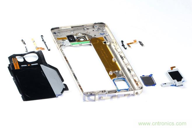 Galaxy Note5拆解，與S系列差距日漸模糊