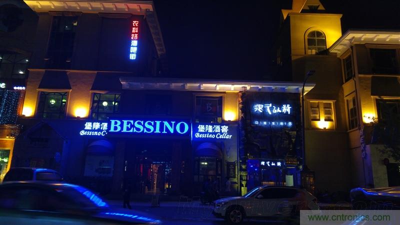 無邊框的 nubia Z9 ，一款既有驚喜，又有驚艷的智能手機