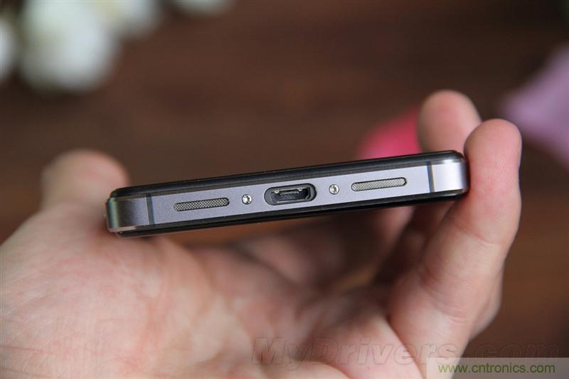 無邊框的 nubia Z9 ，一款既有驚喜，又有驚艷的智能手機