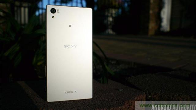 傳奇索尼，憑借Sony Xperia Z5能否在移動市場奪得一席之地？