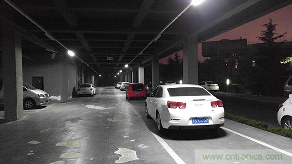 業(yè)界良心 LG V10 評(píng)測(cè):剛毅、冷峻，不失人性化