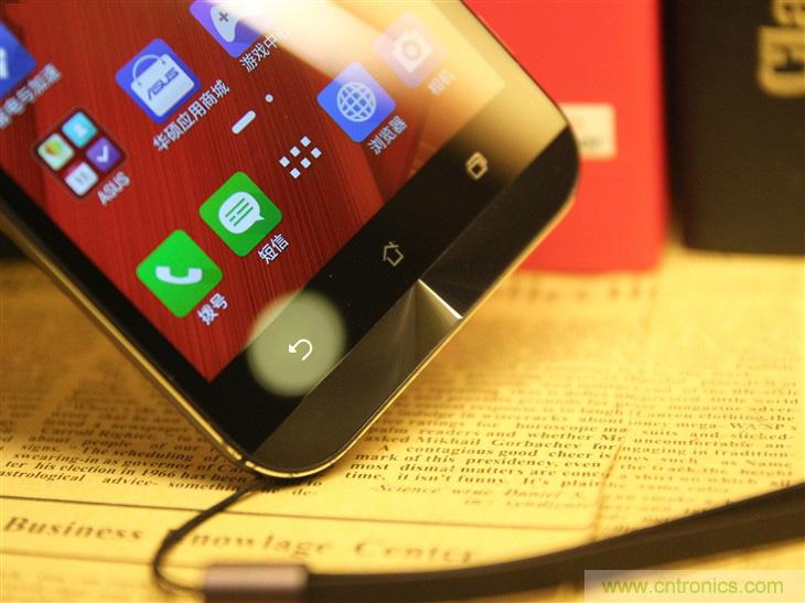 能媲美微單的 Zenfone Zoom測評(píng)：請叫我&ldquo;奧利奧&rdquo;拍照手機(jī)